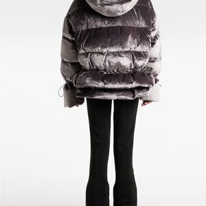 Jet set down feather ski jacket in velvet grey NWT size 1 (Medium)